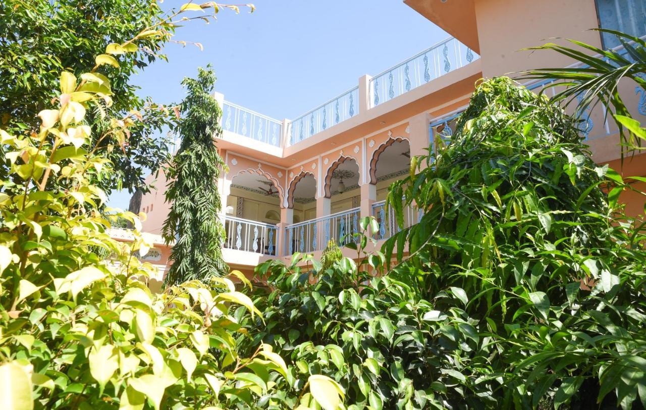 Kothipushkar Bed & Breakfast Exterior photo