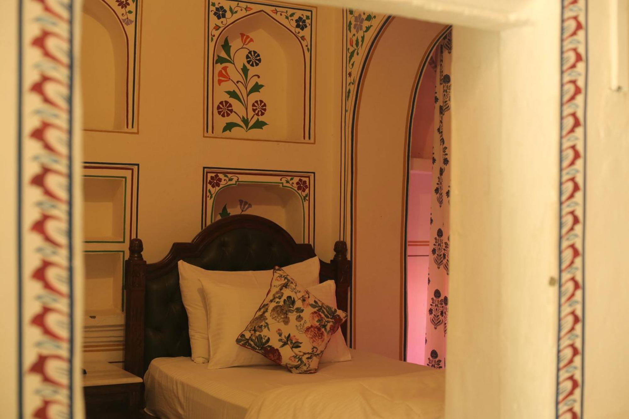 Kothipushkar Bed & Breakfast Exterior photo
