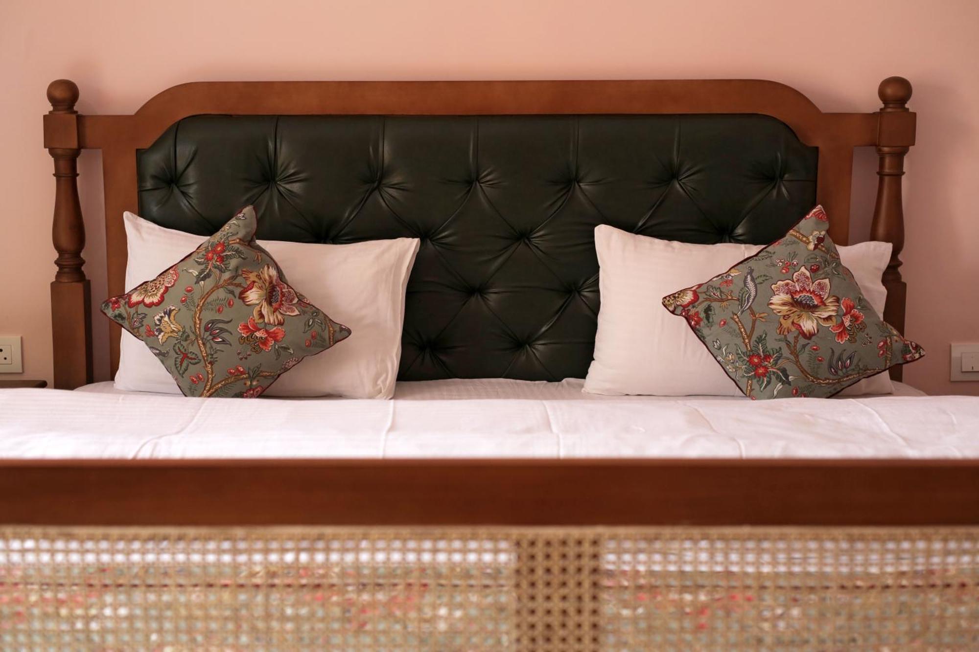 Kothipushkar Bed & Breakfast Exterior photo